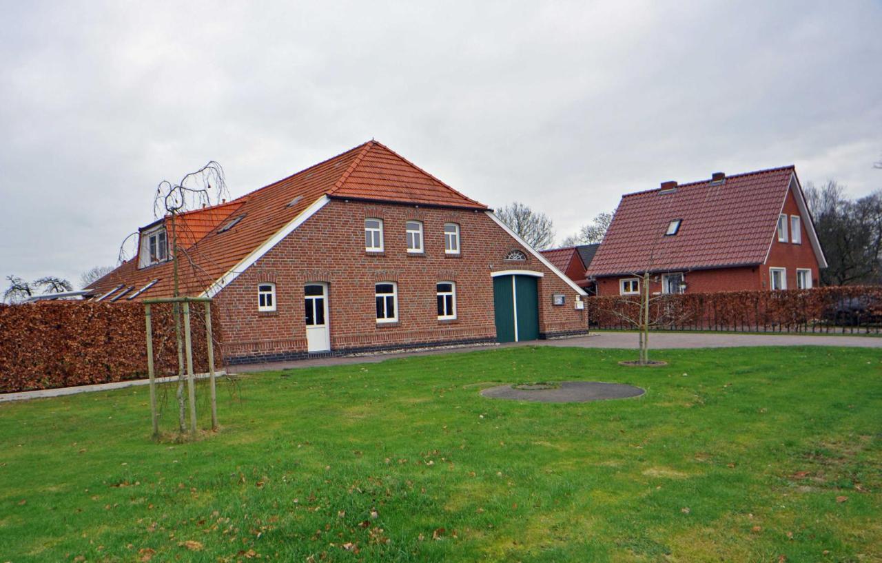 Ferienwohnung Im Gulfhof, 65269 Moormerland 外观 照片